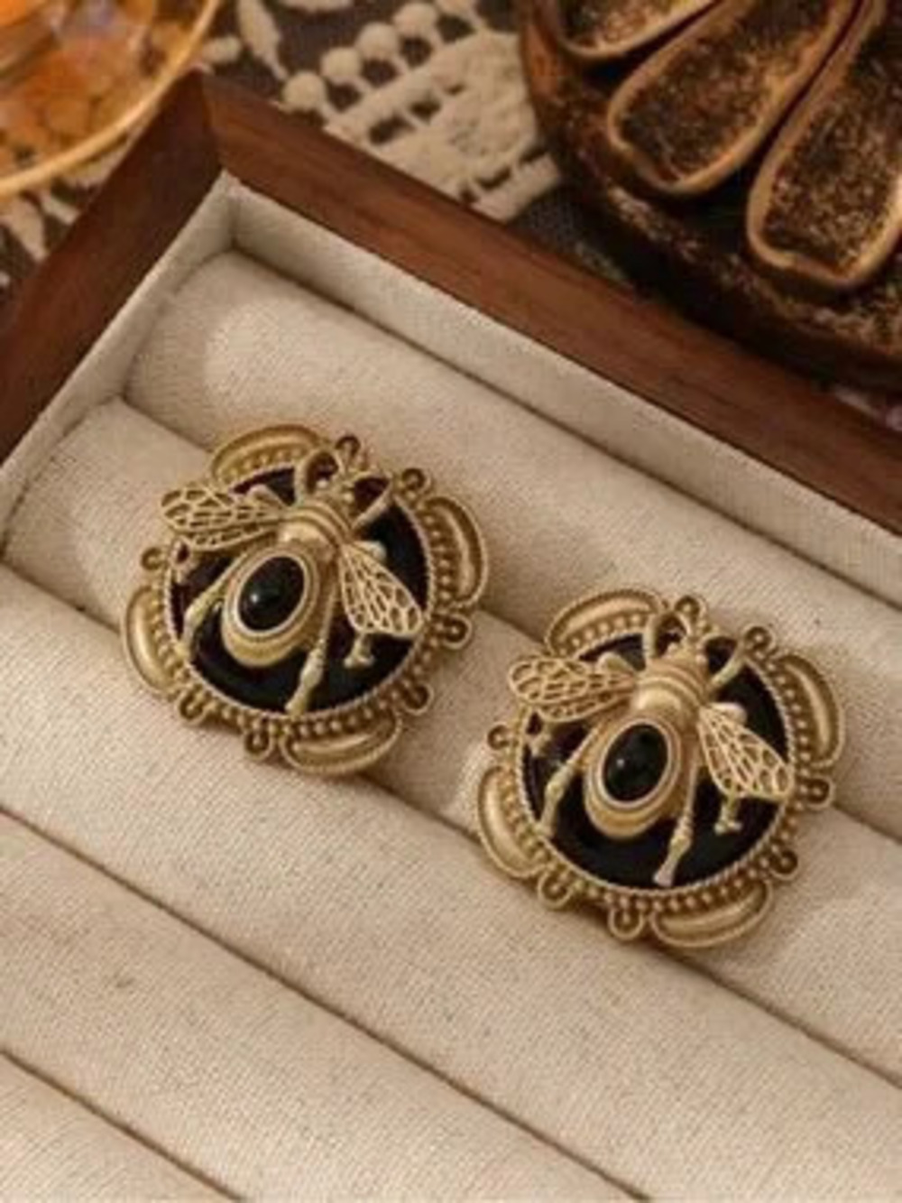 Vintage Gold Filigree Bee Earrings